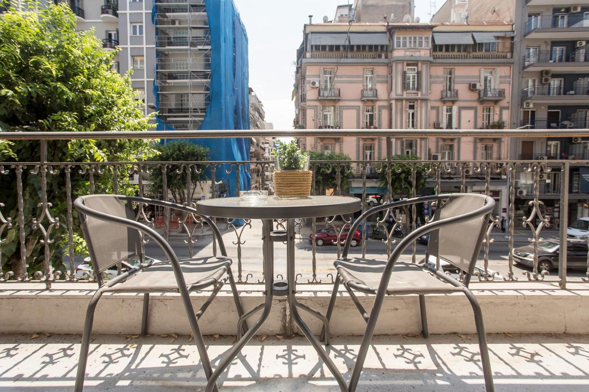 Closer "Egnatia Apartment 2" Thessaloníki Ngoại thất bức ảnh