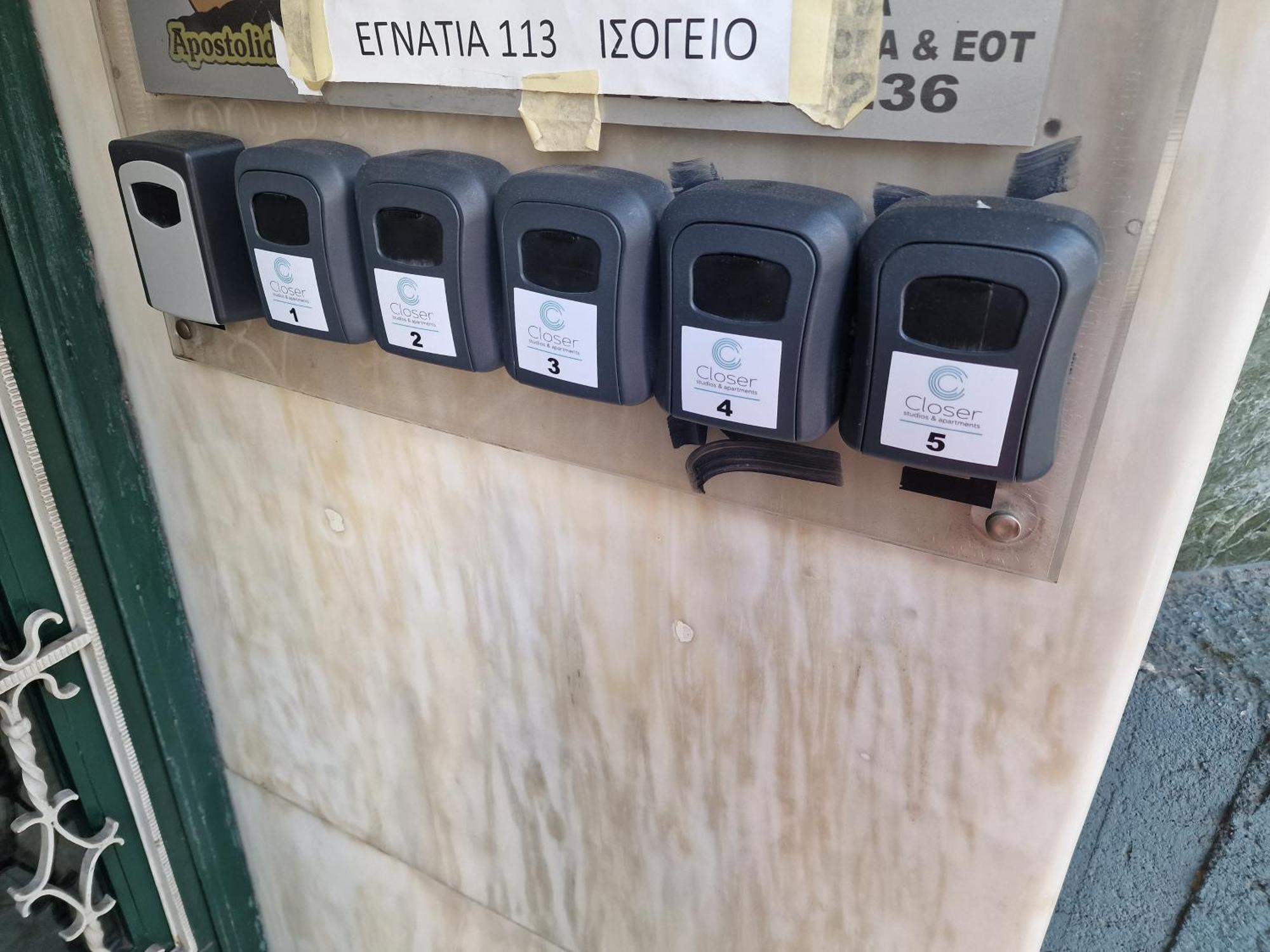 Closer "Egnatia Apartment 2" Thessaloníki Ngoại thất bức ảnh