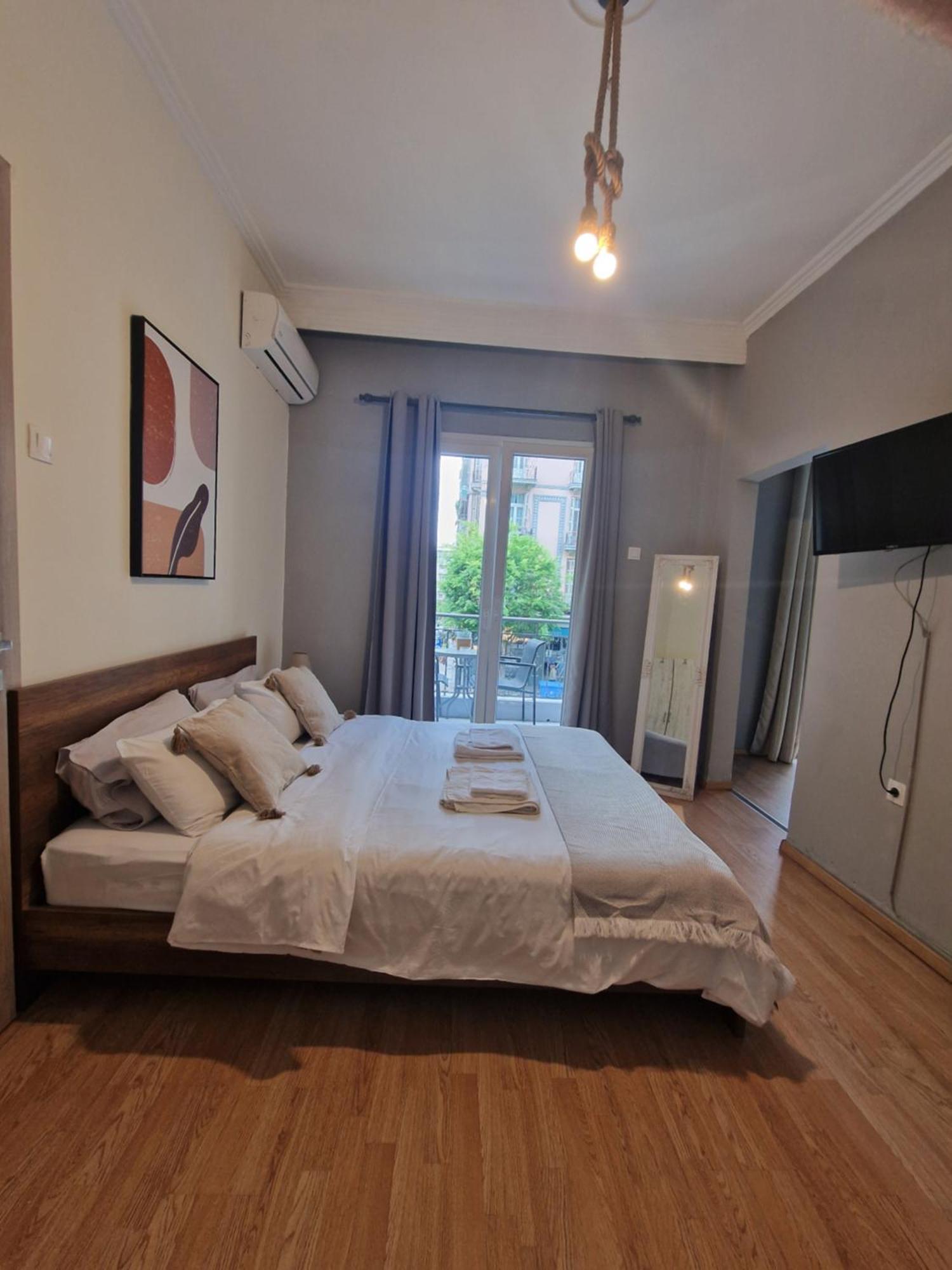 Closer "Egnatia Apartment 2" Thessaloníki Ngoại thất bức ảnh