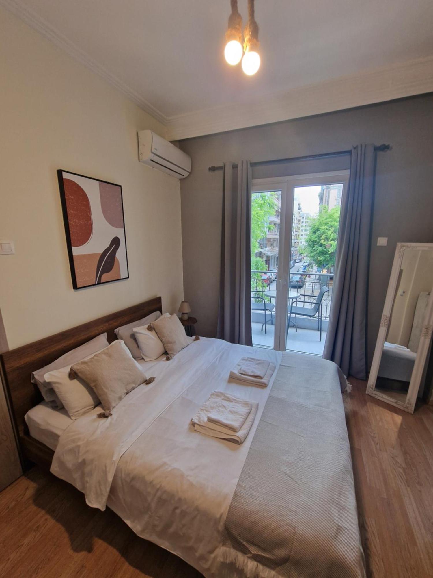 Closer "Egnatia Apartment 2" Thessaloníki Ngoại thất bức ảnh